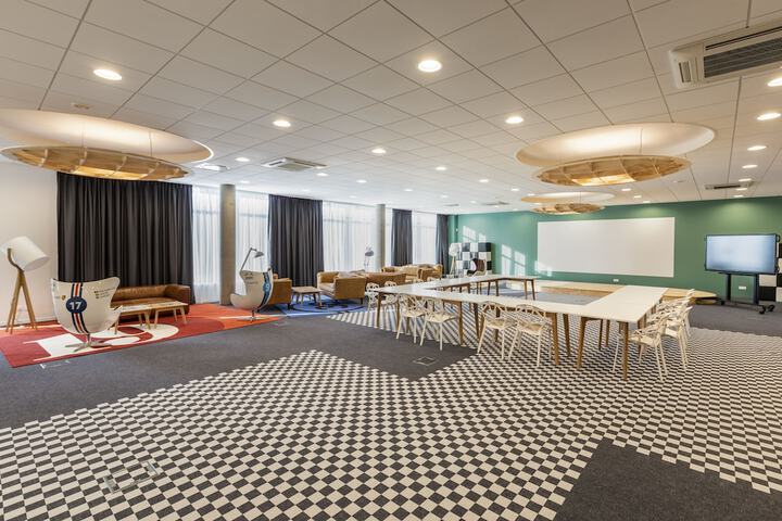 Hotel with Gym