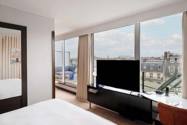 Room 46 of 155