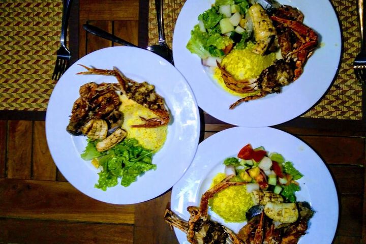 Dining 21 of 36