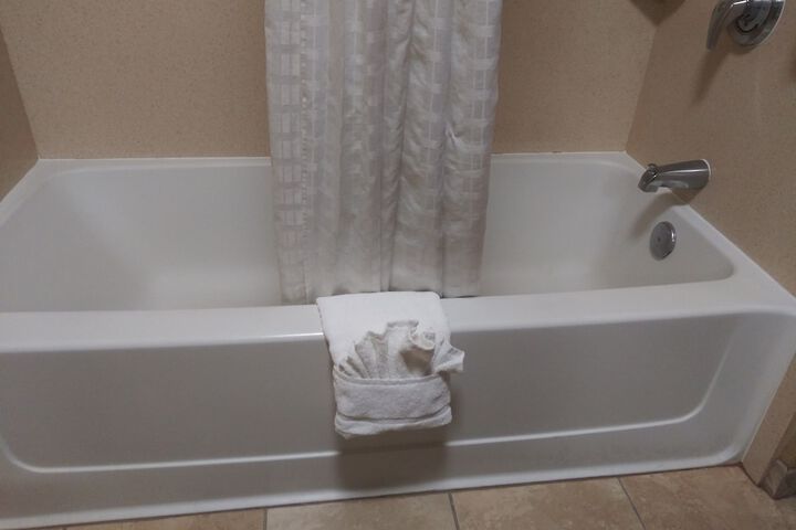 1 King Bed Suite (1 of 9)