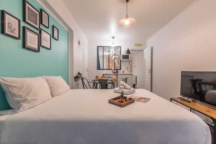 Room 25 of 60