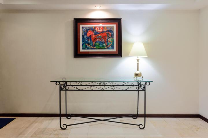 Guest Lobby
