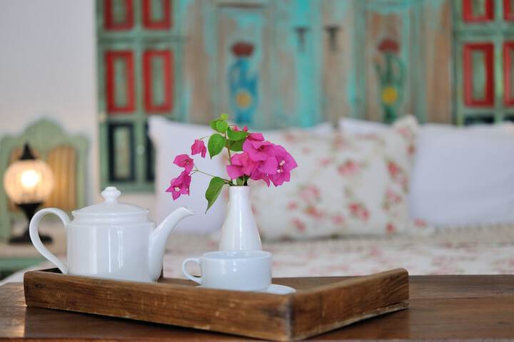 Breakfast/Coffee Service 54 of 94