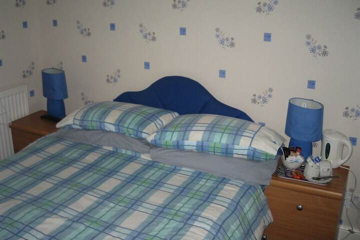 Room 7 of 8