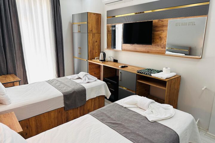 Room 15 of 21