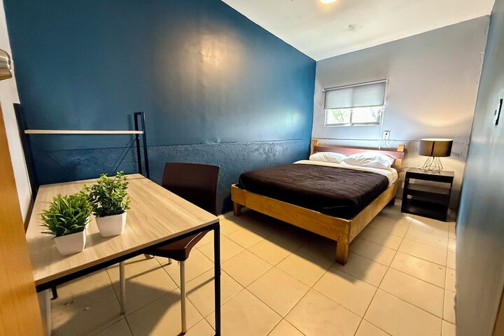 Room 17 of 25
