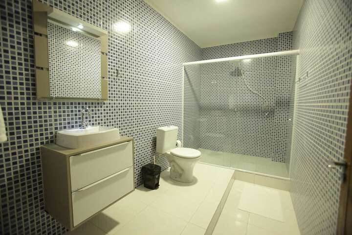 Room 115 of 150
