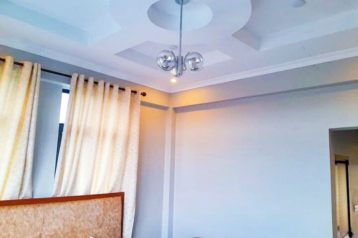 Room 18 of 133