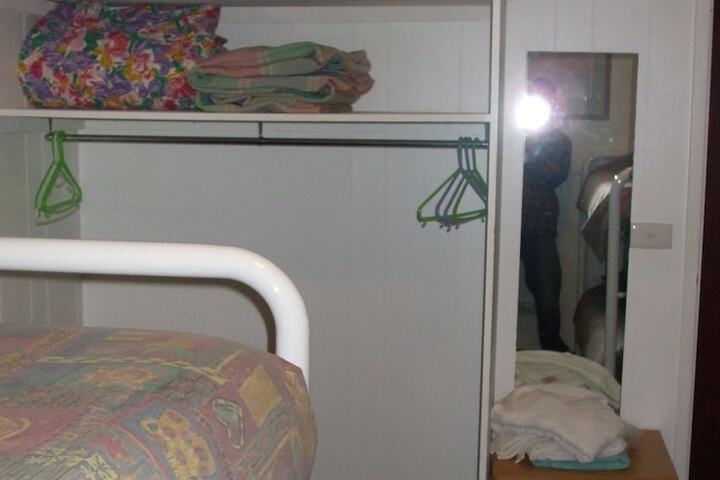 Room 5 of 33