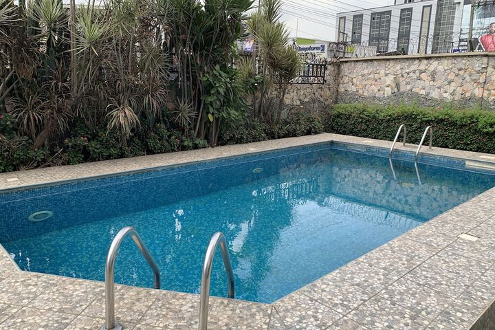 Pool 16 of 18