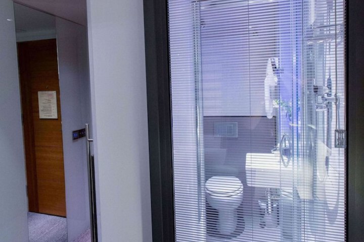 Room 39 of 67