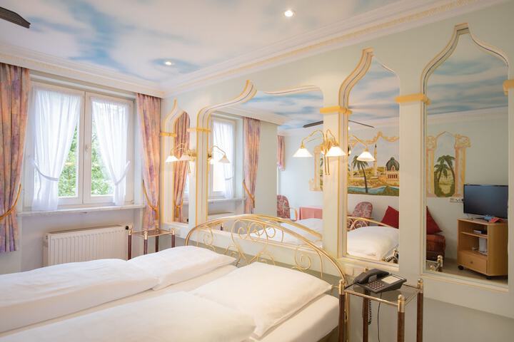 Room 6 of 57