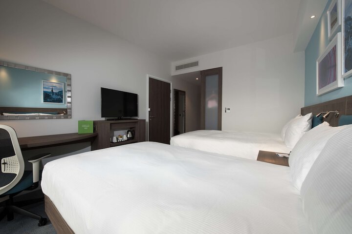 Room 14 of 41