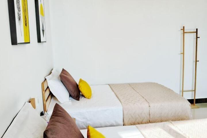 Room 54 of 62