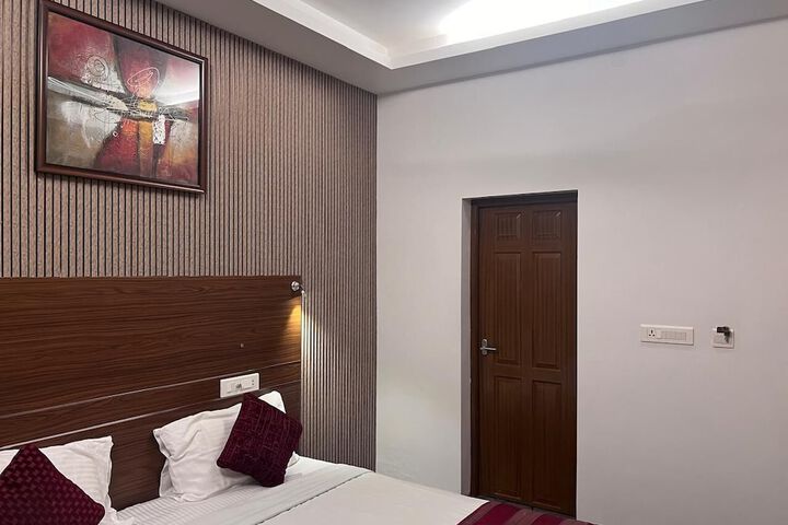 Room 19 of 74