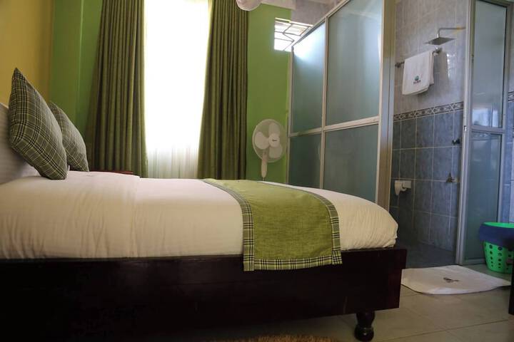 Room 2 of 26