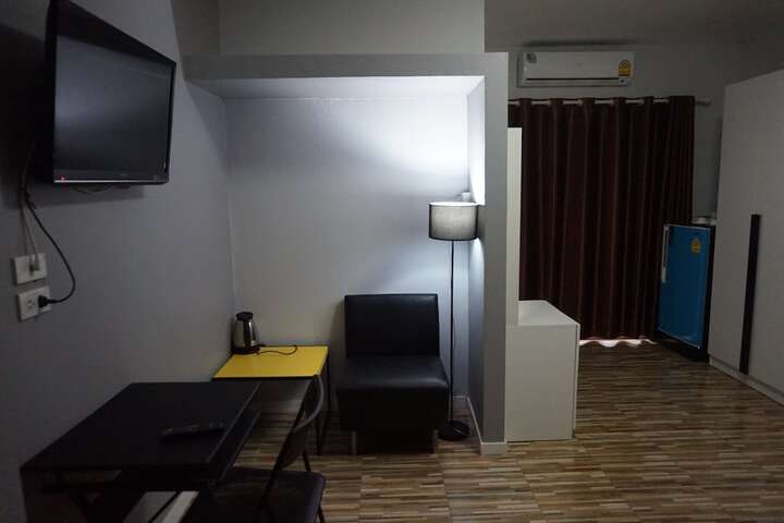 Room 25 of 61