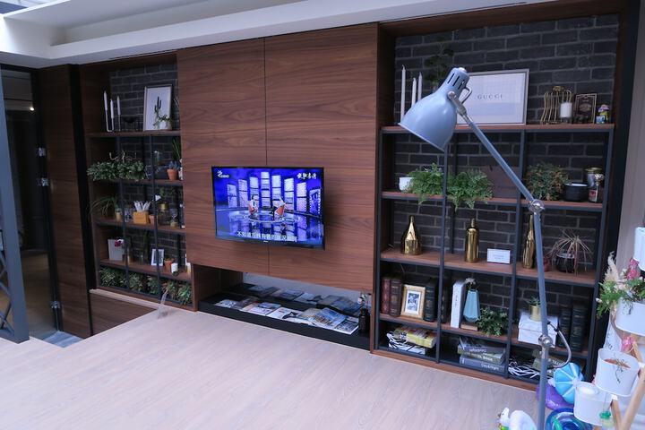 Hotel Interior 80 of 94