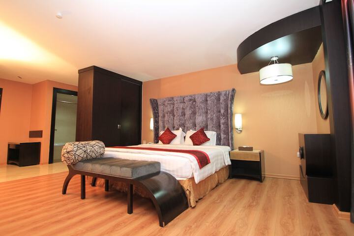 Room 14 of 51