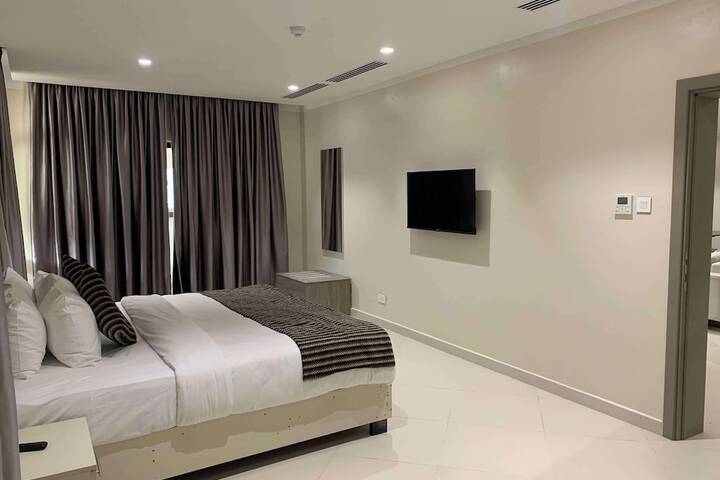 Room 8 of 41