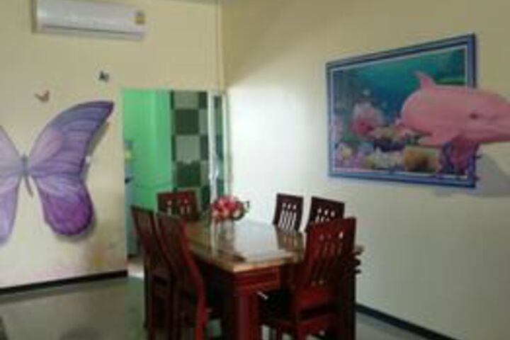 Room 14 of 25