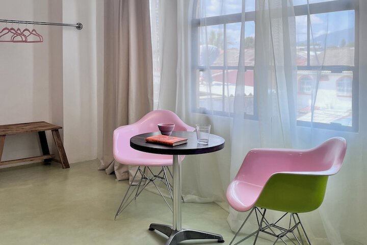 Room 27 of 51