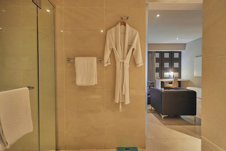 Room 15 of 35