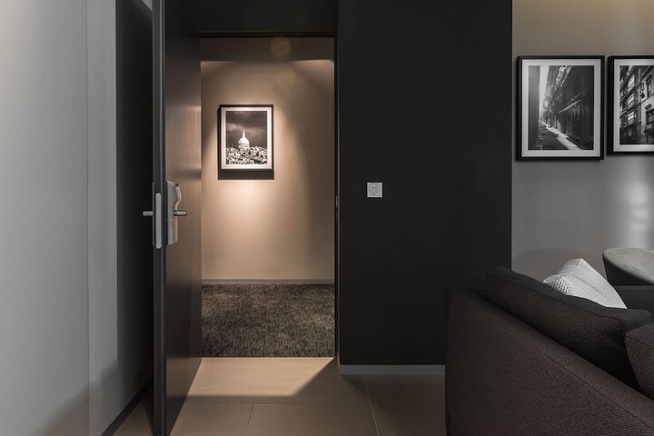 Room 26 of 318