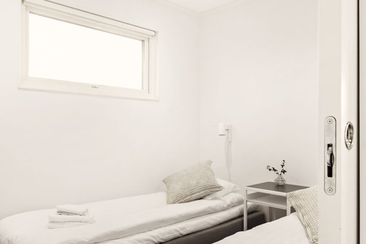 Room 4 of 69