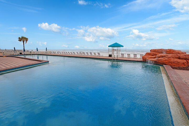 Pool Hotel