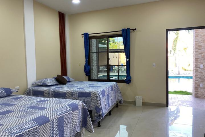 Room 5 of 17