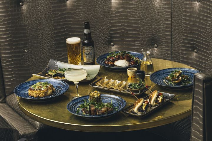 Dining 59 of 105