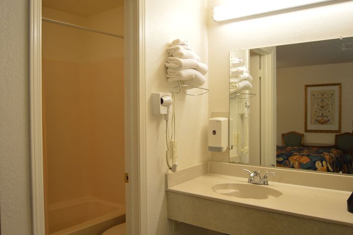 Room 34 of 50