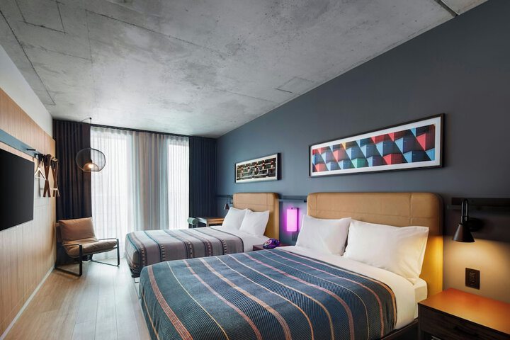 Room 7 of 13