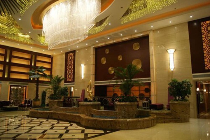 Hotel Lobby