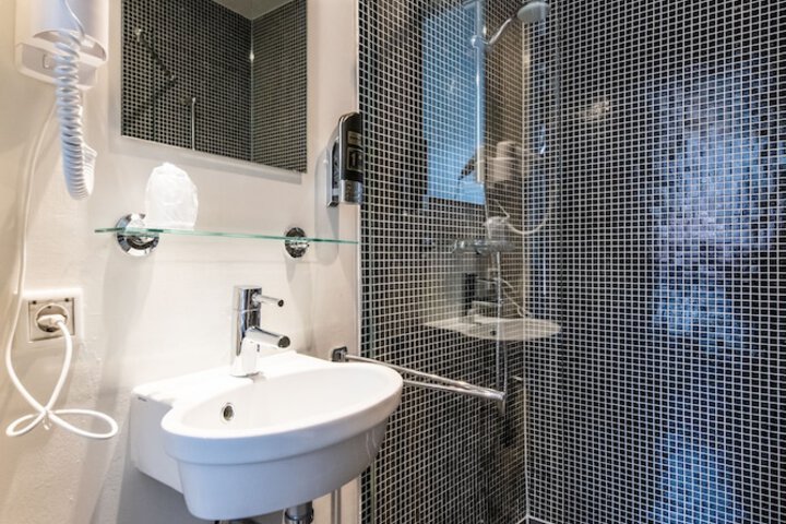 Bathroom Interior Photo