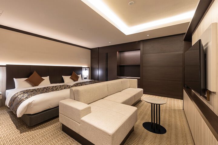 Room 9 of 29