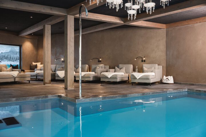Pool 48 of 85