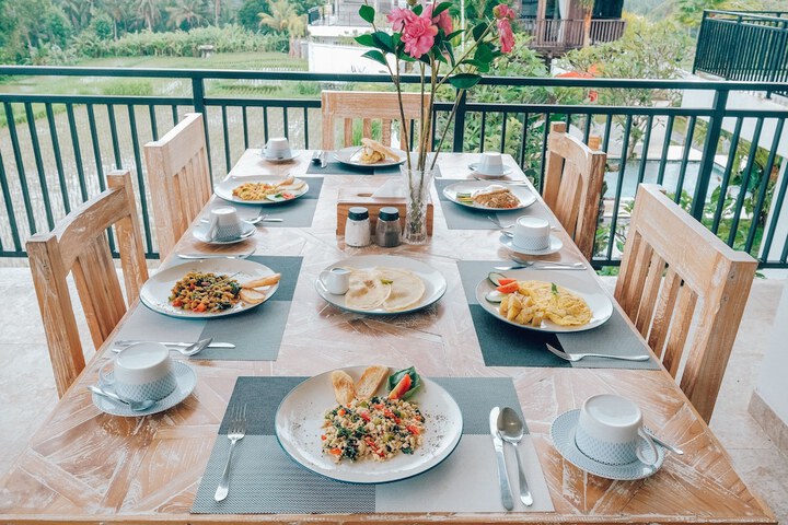 Dining 117 of 130