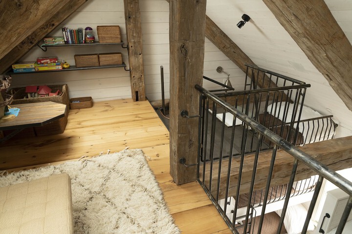 Room 16 of 83