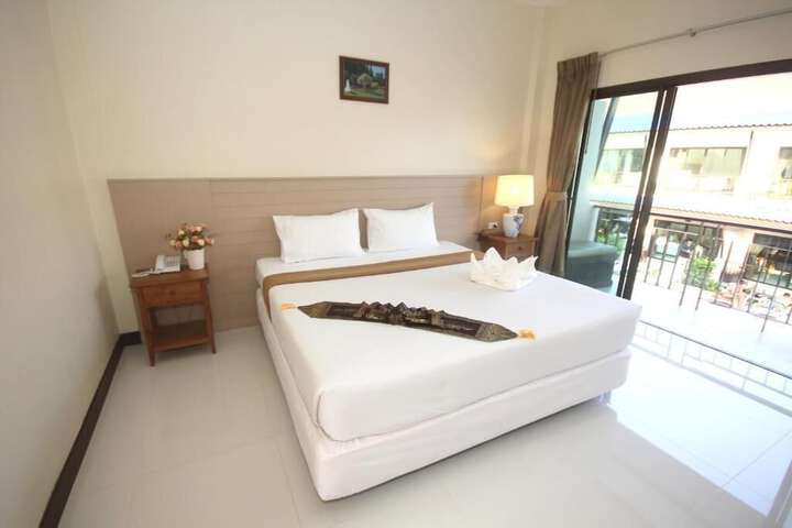 Room 13 of 61