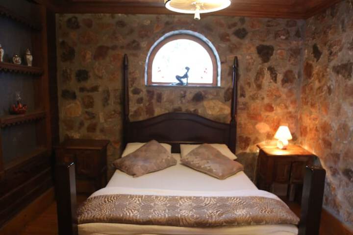 Room 15 of 43