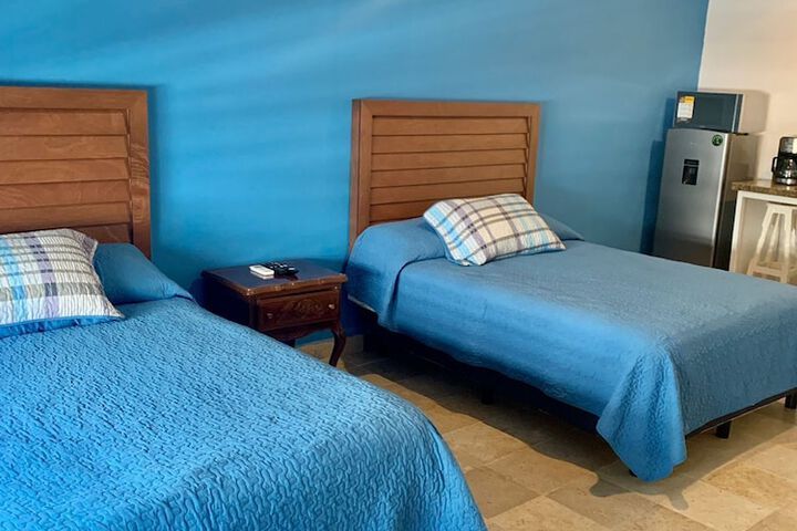 Room 27 of 96
