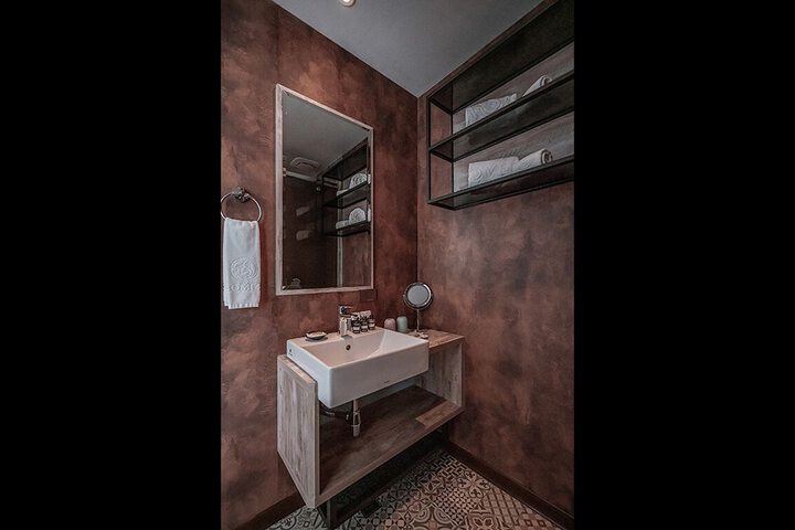 Room 29 of 62