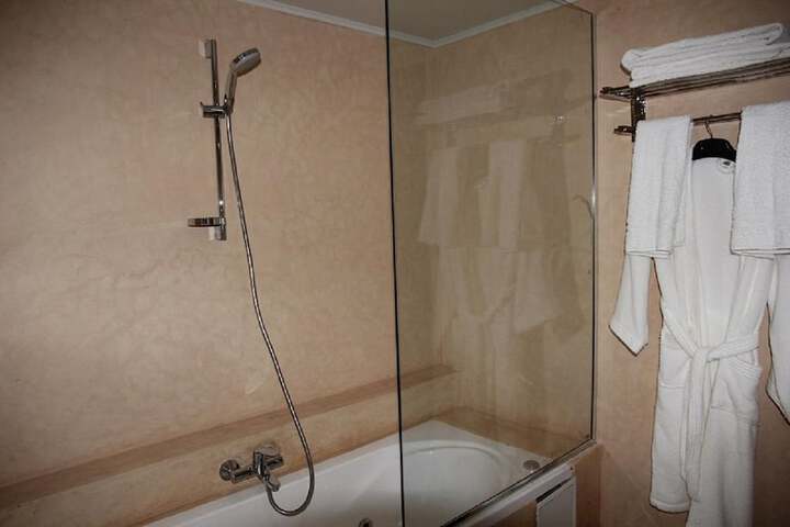 Bath Interior