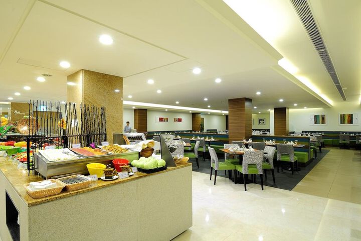 Dining Photos