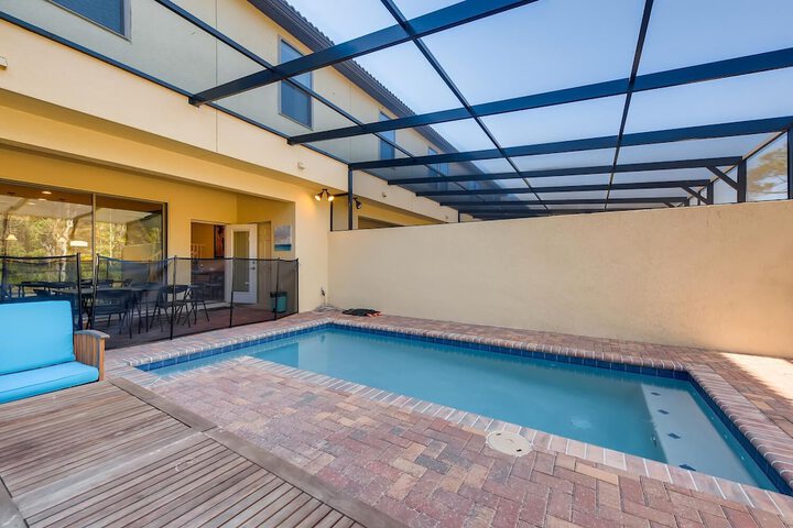Pool 39 of 46