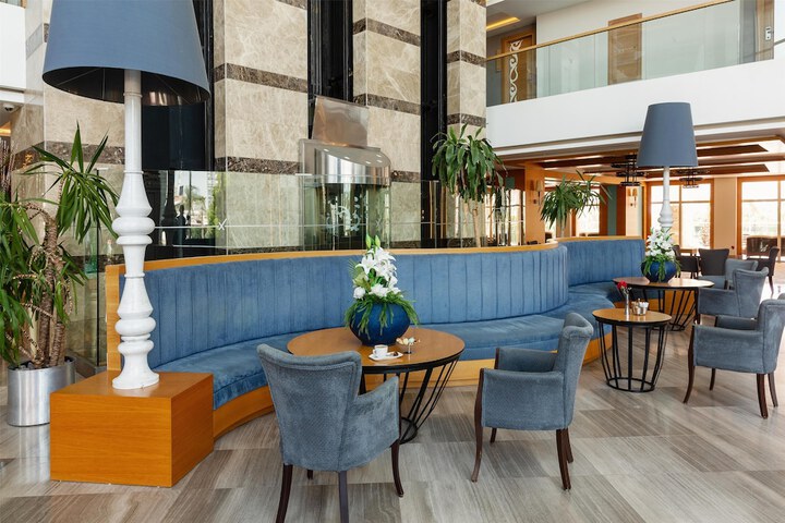 Hotel Interior 7 of 280