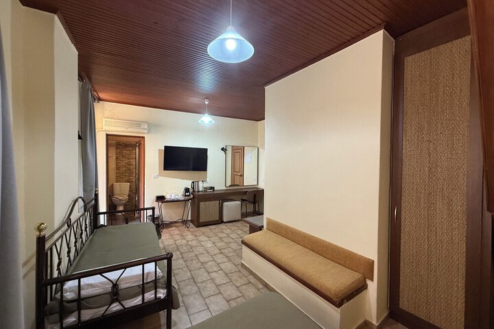 Room 55 of 129