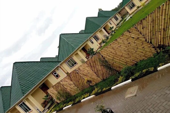 Hotel 30 of 34